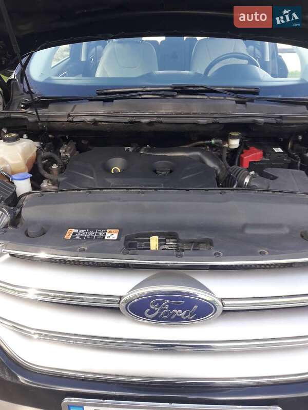 Позашляховик / Кросовер Ford Edge 2016 в Кривому Розі