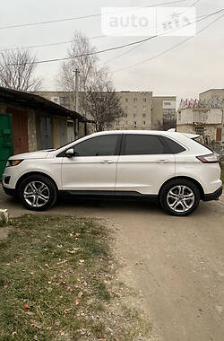 Внедорожник / Кроссовер Ford Edge 2018 в 
