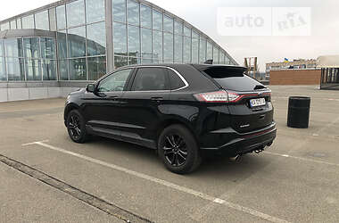 Внедорожник / Кроссовер Ford Edge 2016 в 