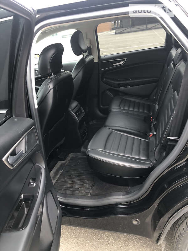 Внедорожник / Кроссовер Ford Edge 2016 в Киеве