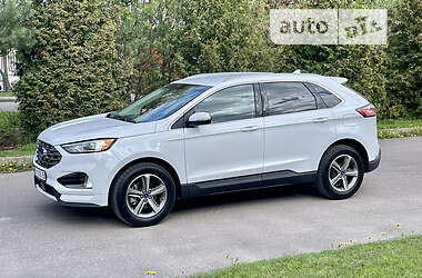 Позашляховик / Кросовер Ford Edge 2020 в 