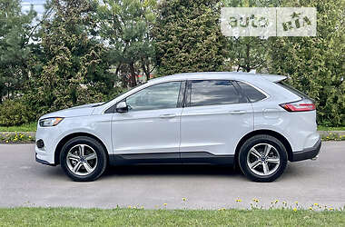Позашляховик / Кросовер Ford Edge 2020 в 