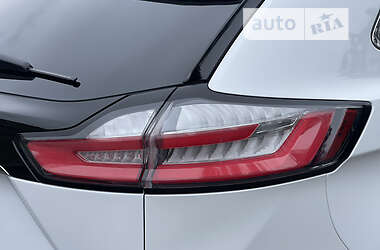 Позашляховик / Кросовер Ford Edge 2020 в 
