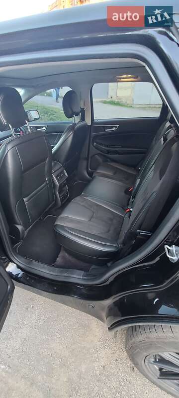 Внедорожник / Кроссовер Ford Edge 2016 в Хмельницком