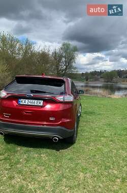 Внедорожник / Кроссовер Ford Edge 2016 в 