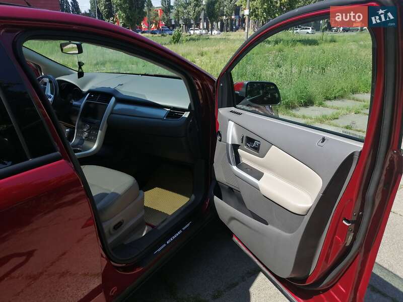 Внедорожник / Кроссовер Ford Edge 2012 в Киеве
