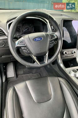 Внедорожник / Кроссовер Ford Edge 2021 в 