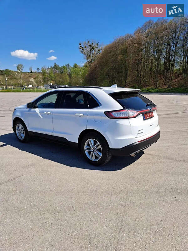 Позашляховик / Кросовер Ford Edge 2017 в Стрию