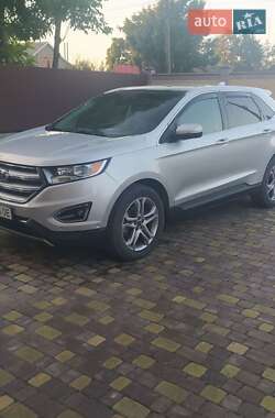 Внедорожник / Кроссовер Ford Edge 2016 в 