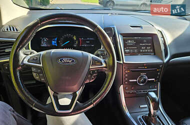 Внедорожник / Кроссовер Ford Edge 2015 в 