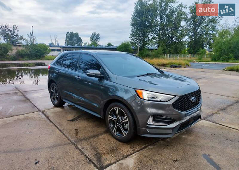 Позашляховик / Кросовер Ford Edge 2019 в Благовіщенську