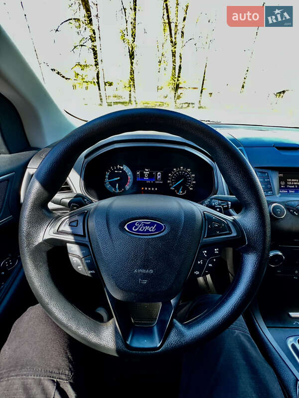 Позашляховик / Кросовер Ford Edge 2017 в Жашківу