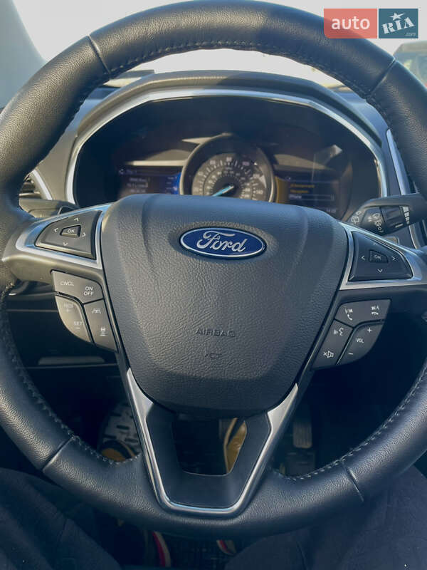 Позашляховик / Кросовер Ford Edge 2018 в Києві