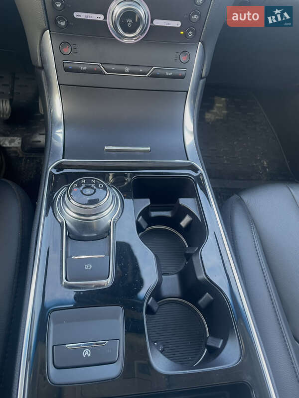 Позашляховик / Кросовер Ford Edge 2018 в Києві