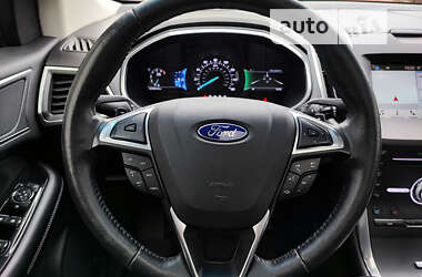Позашляховик / Кросовер Ford Edge 2017 в Івано-Франківську