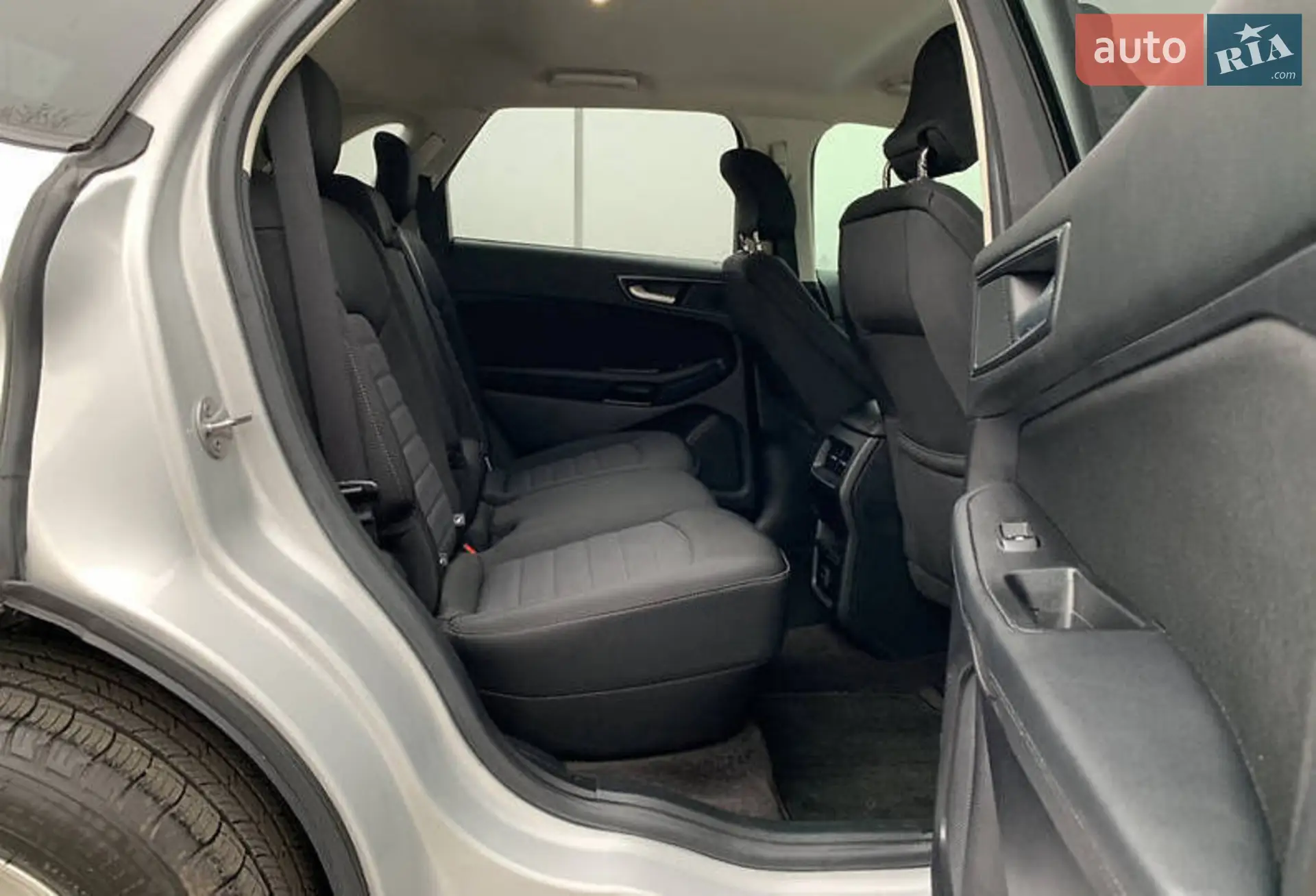 Ford Edge 2018 VIN 2FMPK3G93KBB20256 фото оголошення 29 з 30
