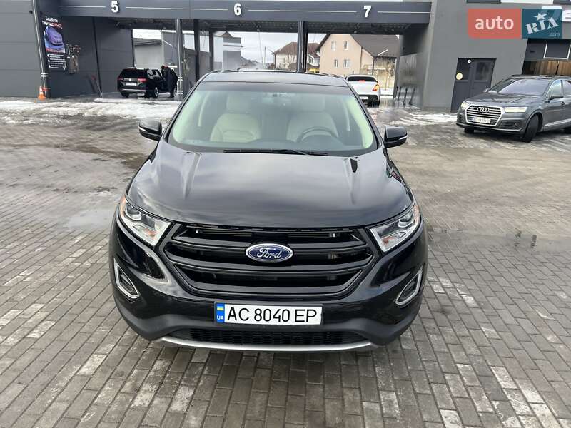 Позашляховик / Кросовер Ford Edge 2016 в Луцьку