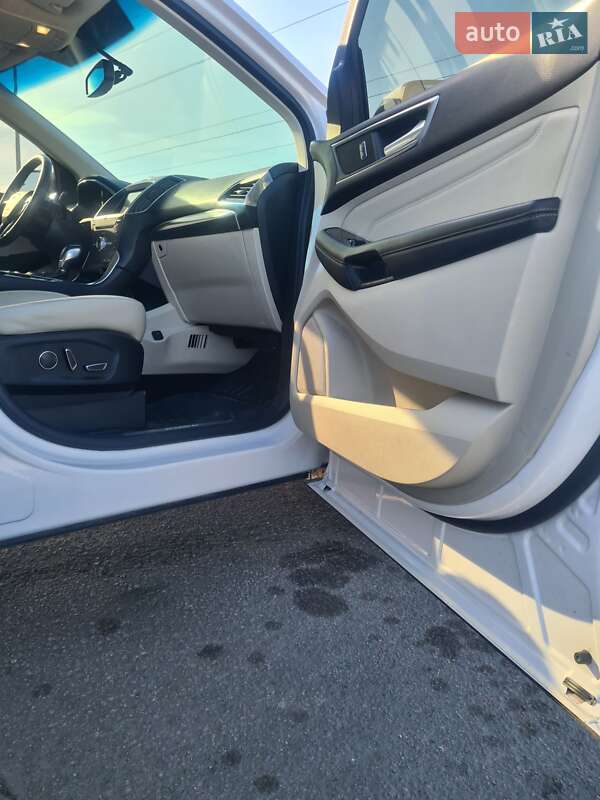 Внедорожник / Кроссовер Ford Edge 2017 в Василькове