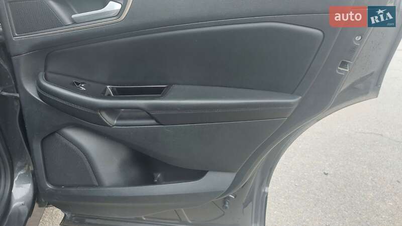 Внедорожник / Кроссовер Ford Edge 2015 в Белой Церкви