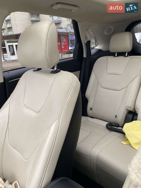 Позашляховик / Кросовер Ford Edge 2018 в Чернівцях фото 15 Позашляховик / Кросовер Ford Edge 2018 в Чернівцях