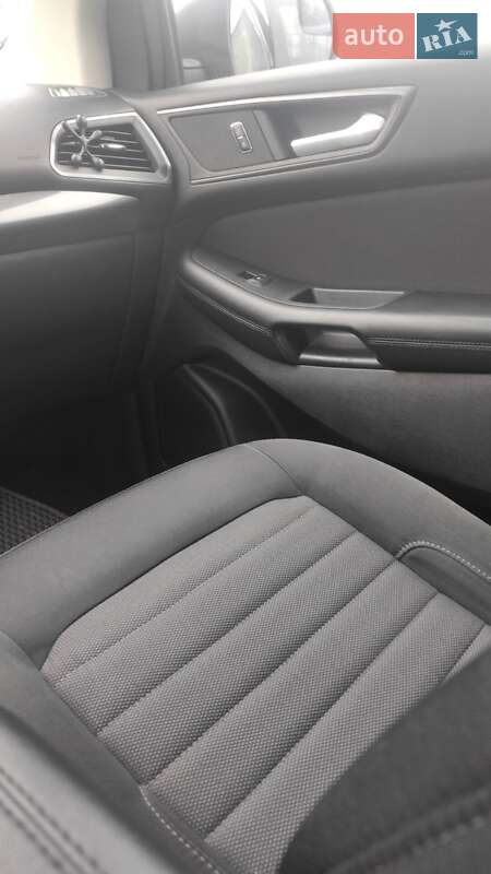 Внедорожник / Кроссовер Ford Edge 2016 в Кривом Роге