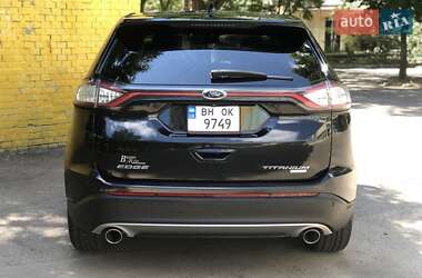 Внедорожник / Кроссовер Ford Edge 2015 в 
