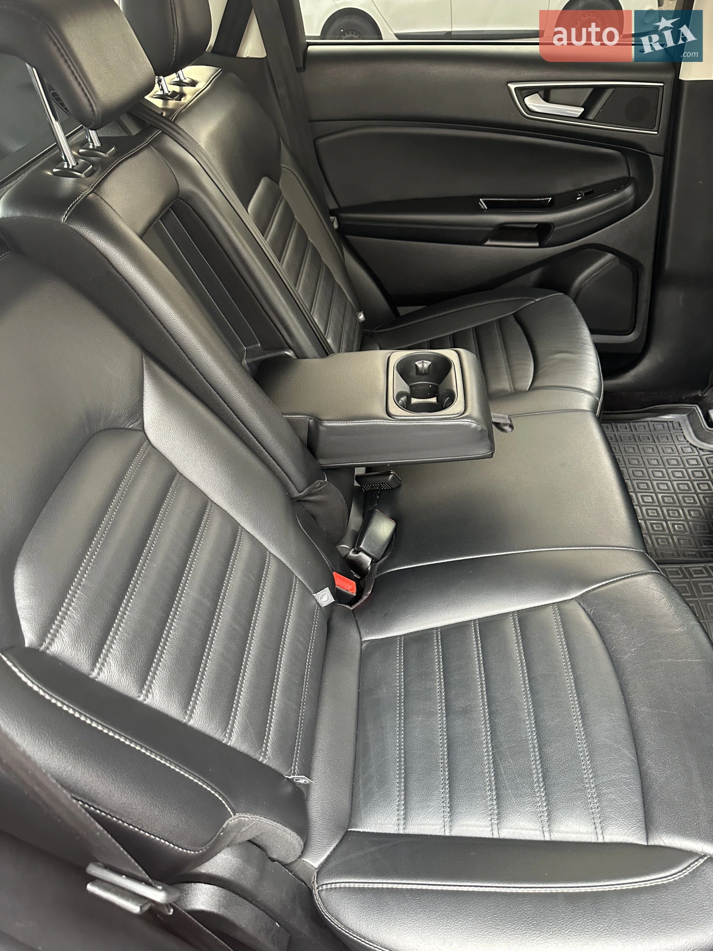 2016 Ford Edge - мініатюра 16