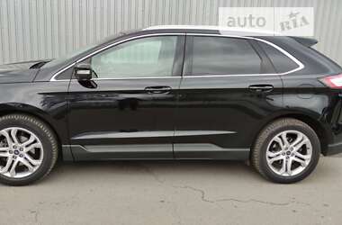 Внедорожник / Кроссовер Ford Edge 2016 в Хороле