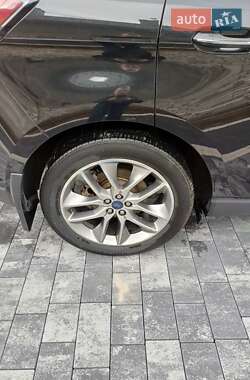 Позашляховик / Кросовер Ford Edge 2015 в Львові
