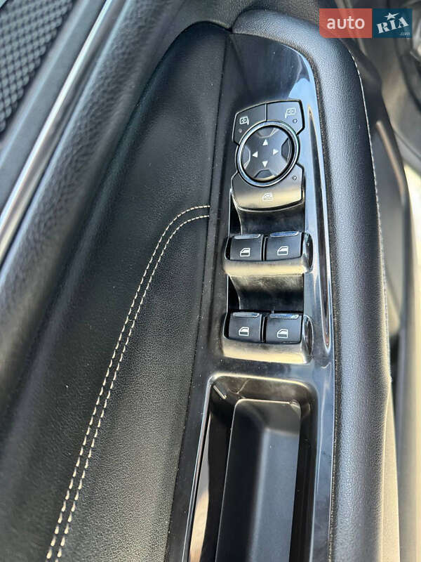 Позашляховик / Кросовер Ford Edge 2015 в Харкові фото 19 Позашляховик / Кросовер Ford Edge 2015 в Харкові