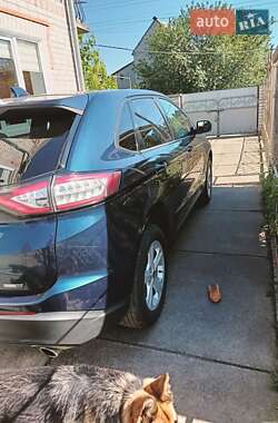 Внедорожник / Кроссовер Ford Edge 2016 в 