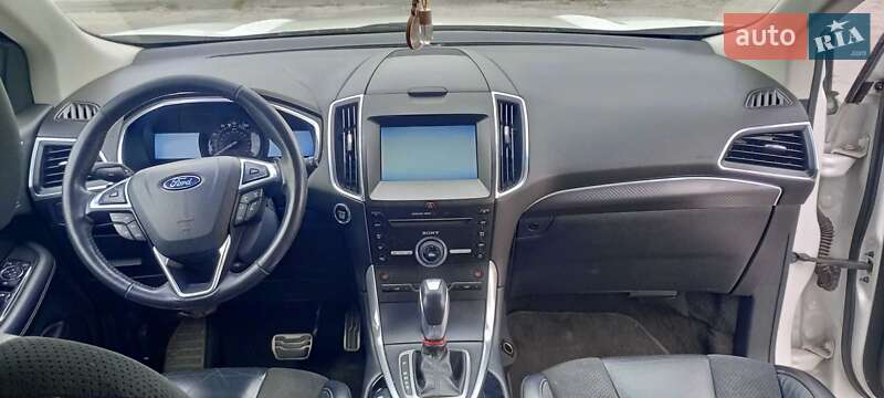Ford Edge 2015