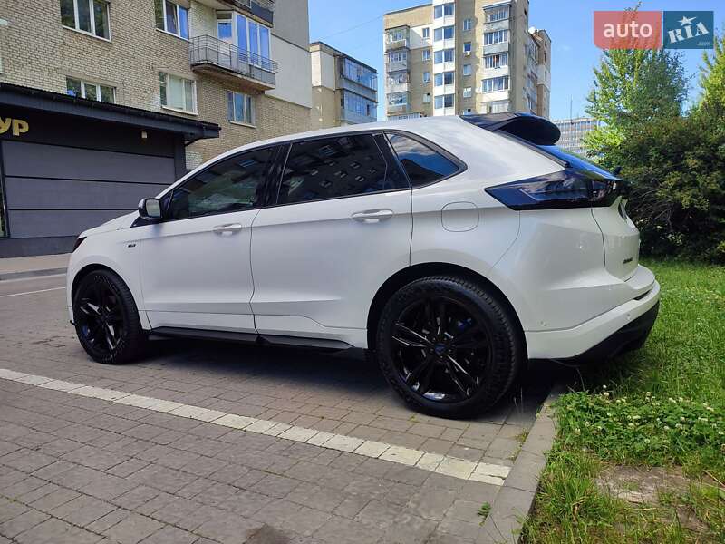Ford Edge 2016