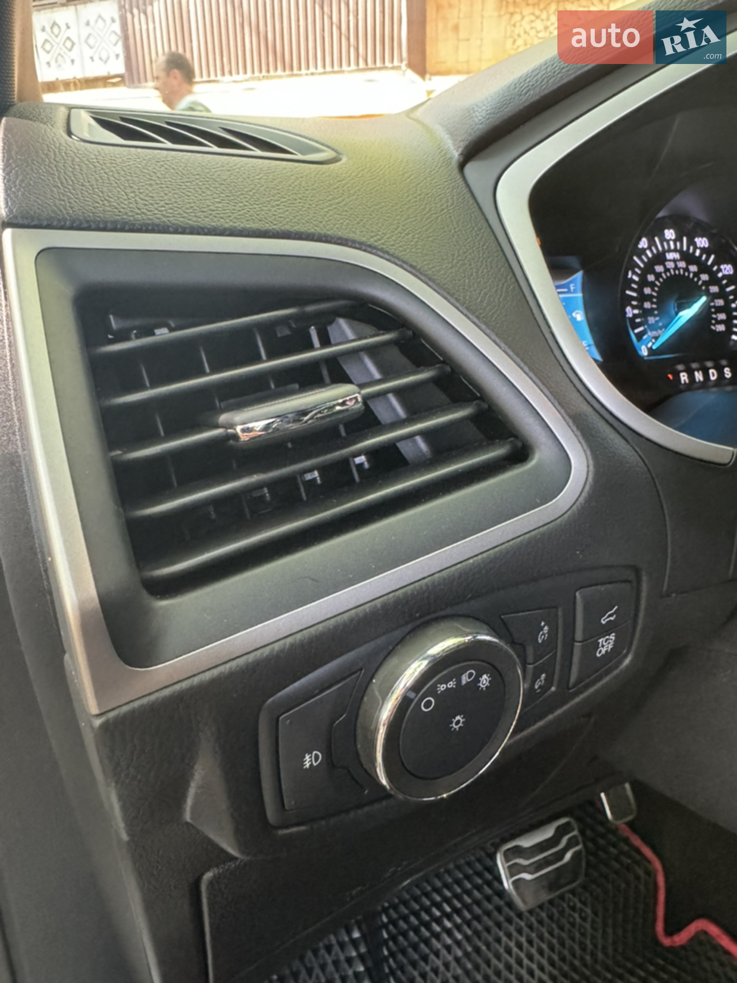 2020 Ford Edge - мініатюра 2