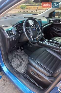 Внедорожник / Кроссовер Ford Edge 2023 в 