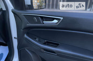 Внедорожник / Кроссовер Ford Edge 2015 в 