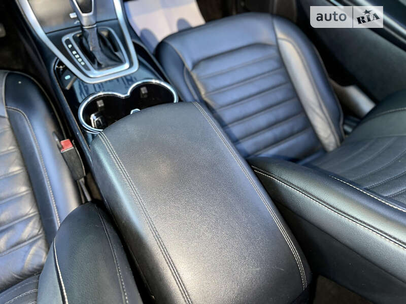 Позашляховик / Кросовер Ford Edge 2015 в Харкові