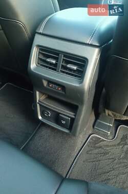 Внедорожник / Кроссовер Ford Edge 2021 в 