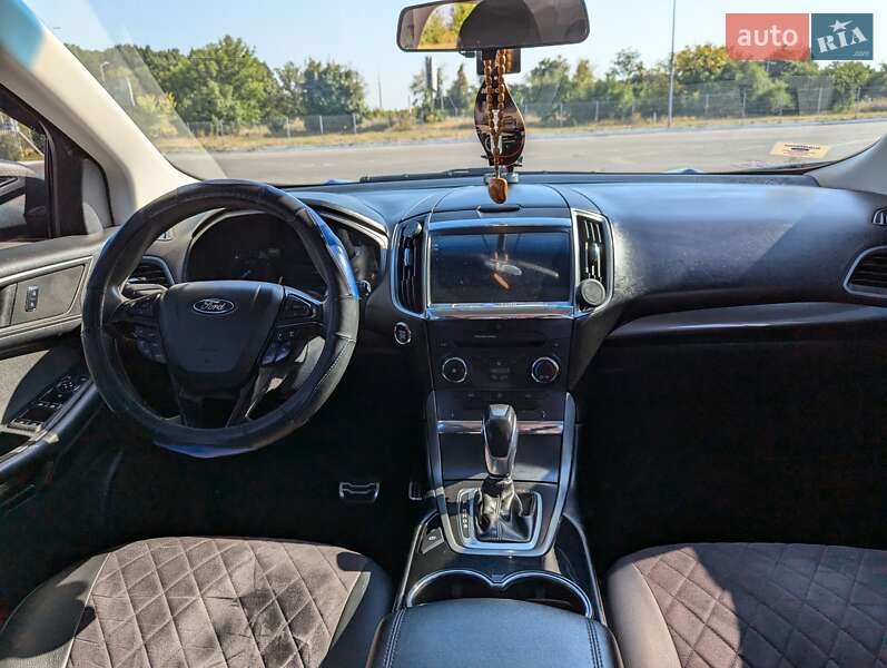 Позашляховик / Кросовер Ford Edge 2015 в Полтаві