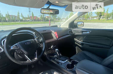 Позашляховик / Кросовер Ford Edge 2017 в 
