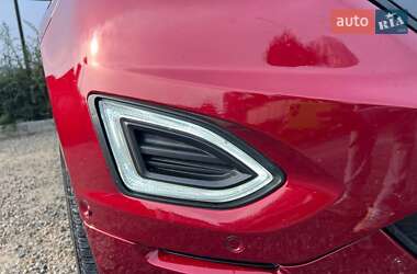 Внедорожник / Кроссовер Ford Edge 2017 в 