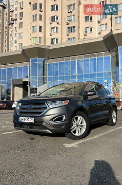 Внедорожник / Кроссовер Ford Edge 2017 в 