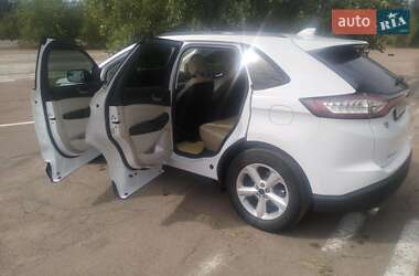 Внедорожник / Кроссовер Ford Edge 2017 в 