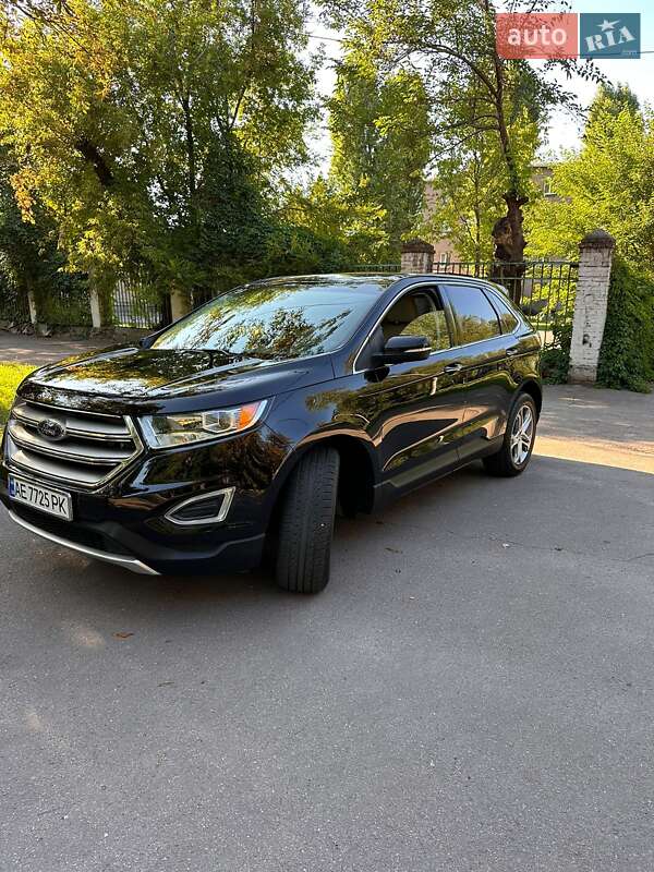 Позашляховик / Кросовер Ford Edge 2016 в Кривому Розі