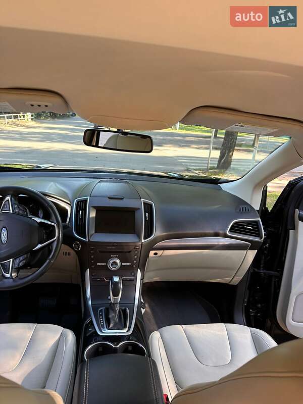 Позашляховик / Кросовер Ford Edge 2016 в Кривому Розі