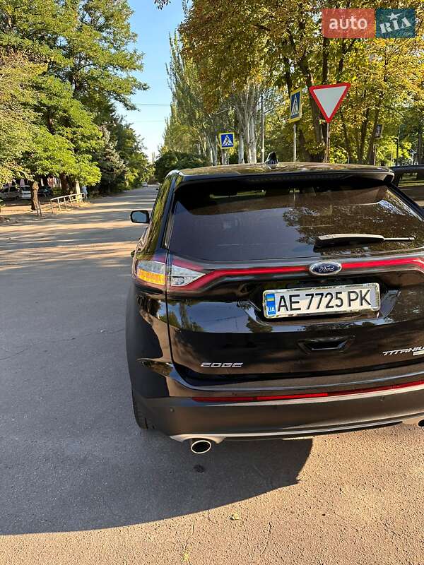 Позашляховик / Кросовер Ford Edge 2016 в Кривому Розі