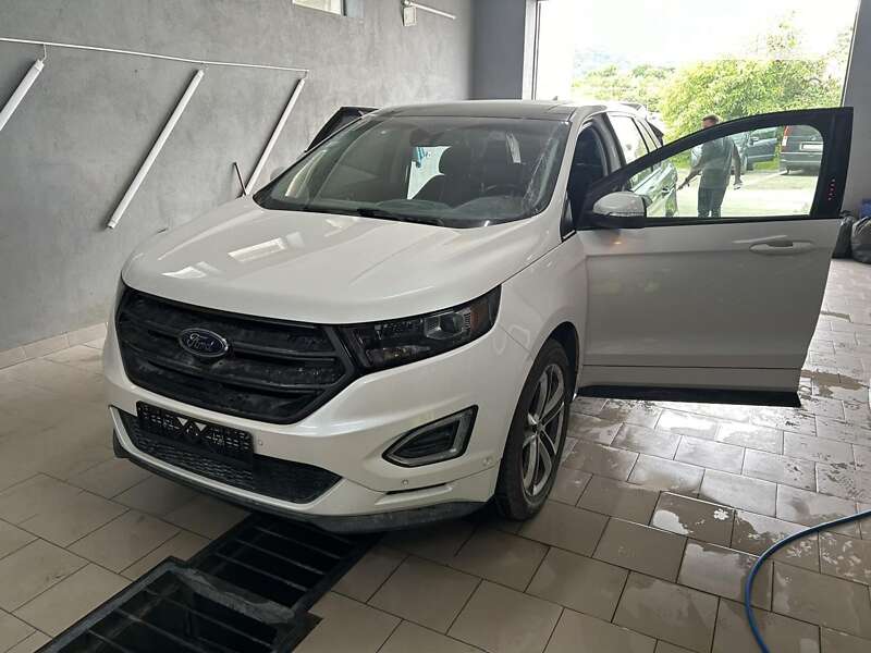 Внедорожник / Кроссовер Ford Edge 2016 в Ивано-Франковске
