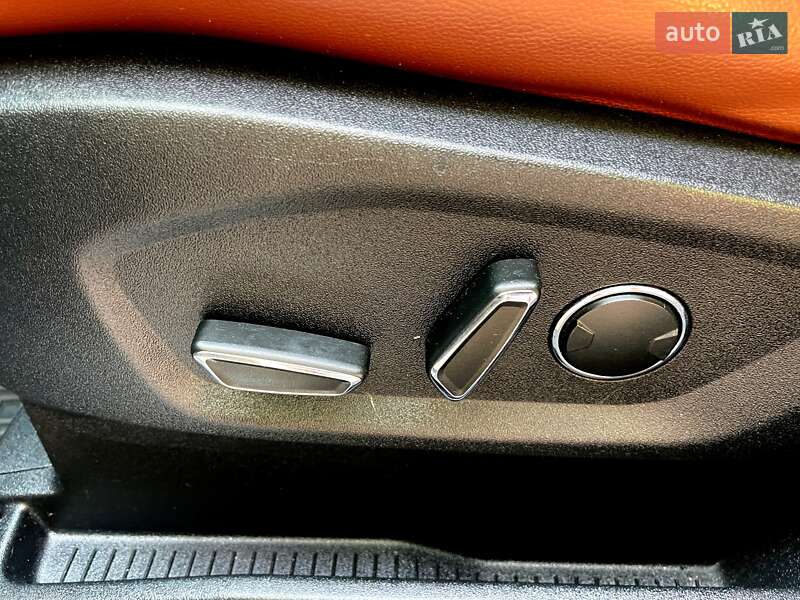 Внедорожник / Кроссовер Ford Edge 2016 в Хмельницком