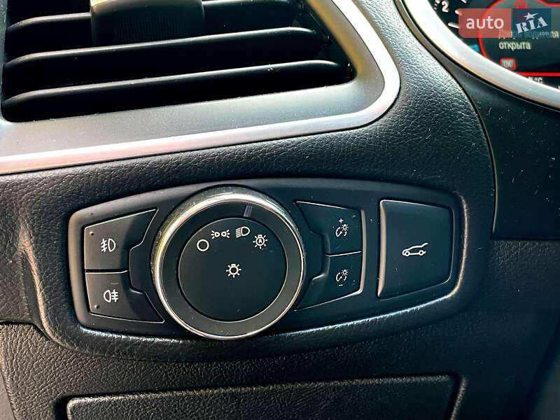 Внедорожник / Кроссовер Ford Edge 2016 в Хмельницком