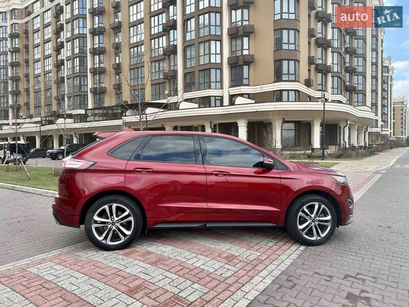 Внедорожник / Кроссовер Ford Edge 2016 в Ивано-Франковске